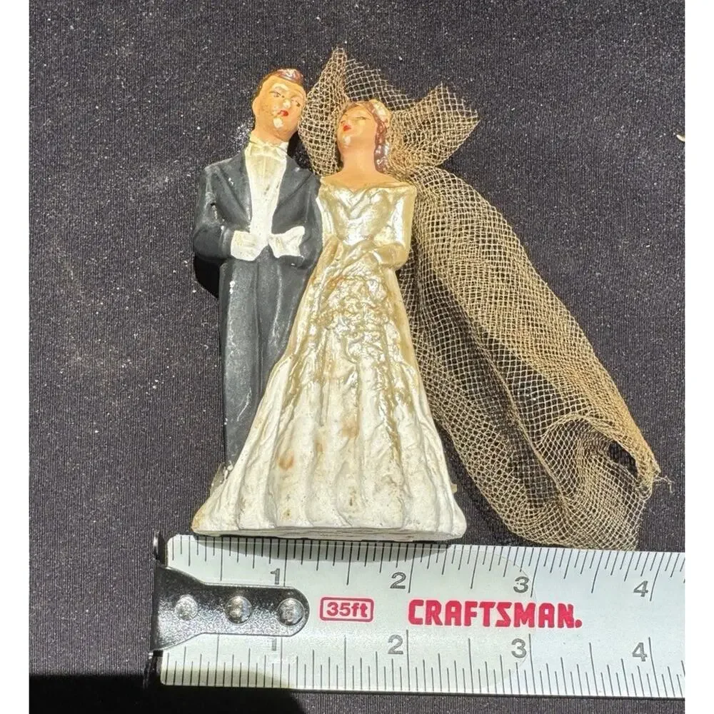 Vintage 1930’s Chalk-ware Bride And Groom Wedding Cake Topper Needs TLC -A56